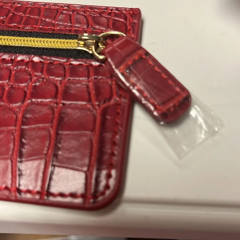 B-Low the Belt Croc Card Holder - Picture 3 of 4